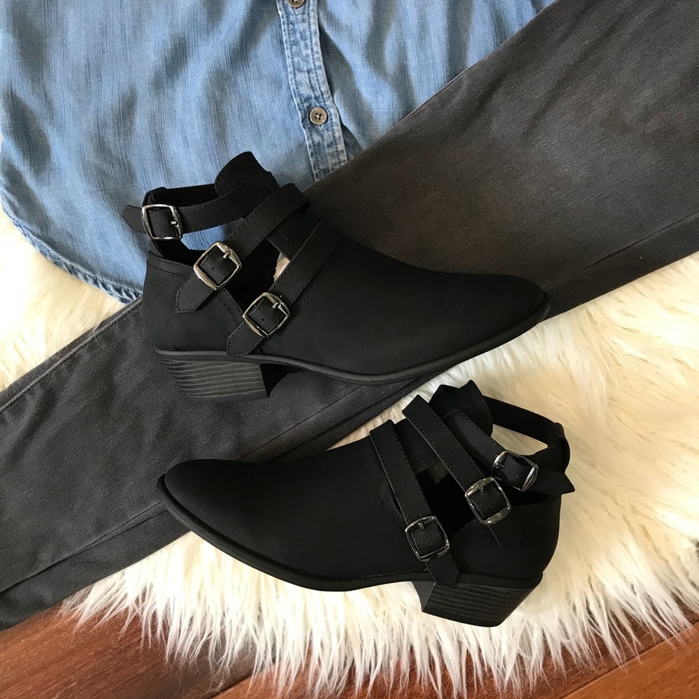 Wild Diva Lounge Ankle Bootie